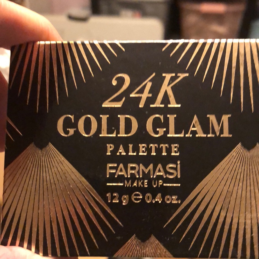 24K gold Glam pallete and lip stick set